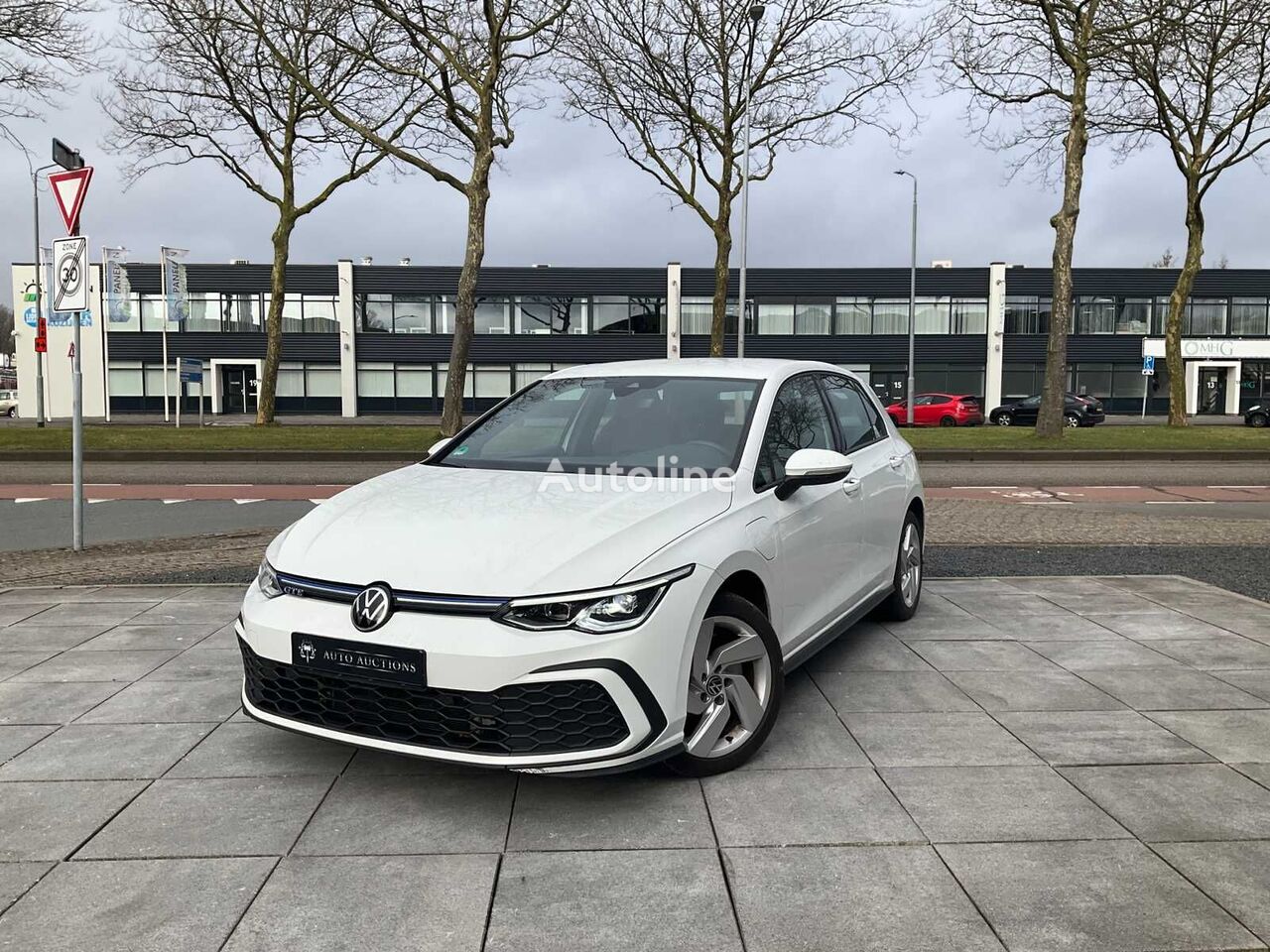 Acheter citadine Volkswagen Golf GTE 1.4 eHybrid PHEV 245PK Automaat 2021  Achteruitrijcamera aux enchères Pays-Bas Dordrecht, XZ38663