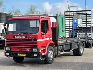 camion porte-voitures Scania 93M 210 OPRIJ WAGEN BLADGEVEERD!
