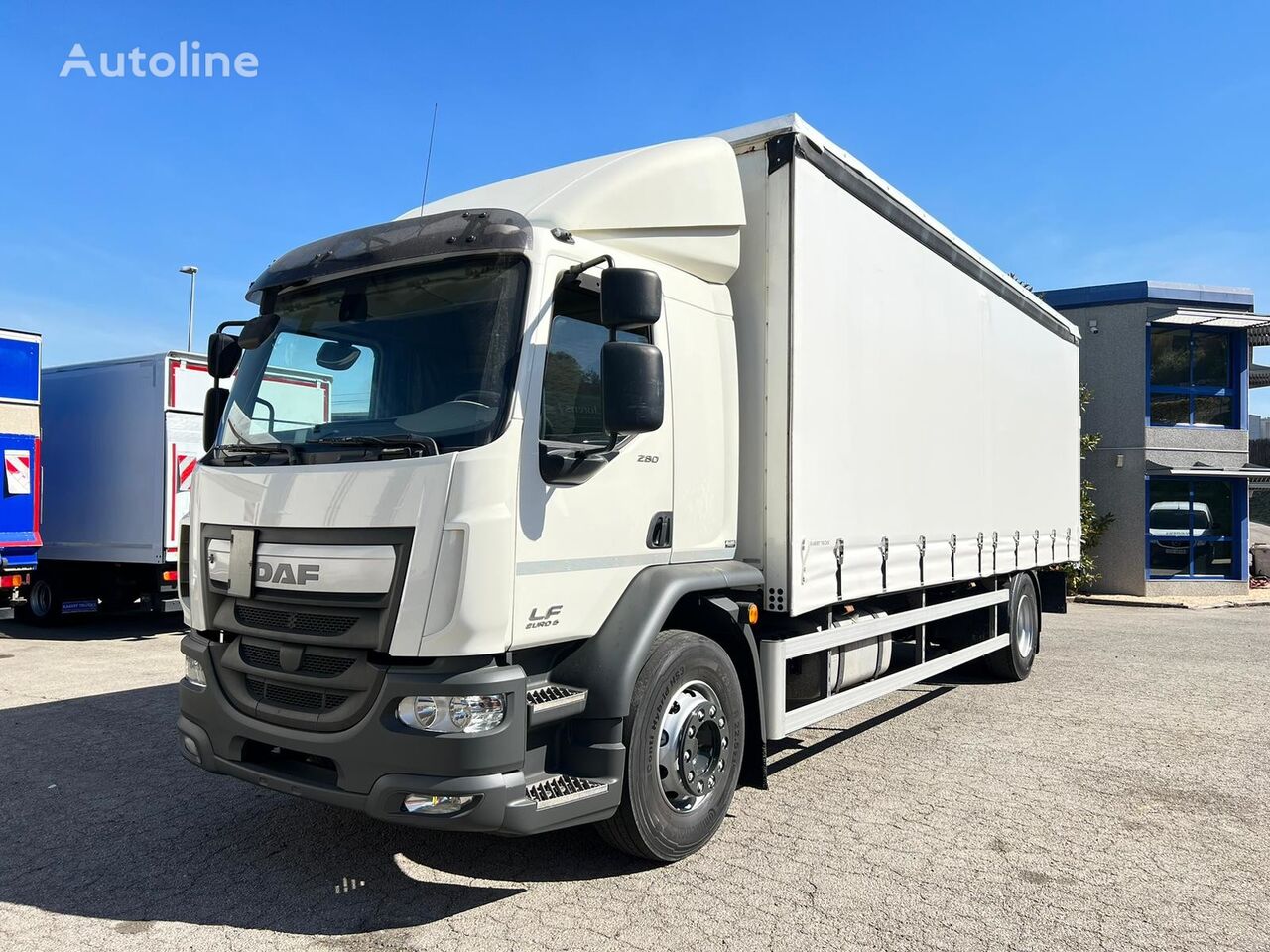 camion rideaux coulissants DAF LF 280 FA