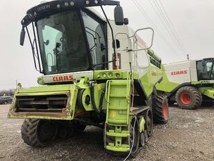 moissonneuse-batteuse CLAAS Lexion 770