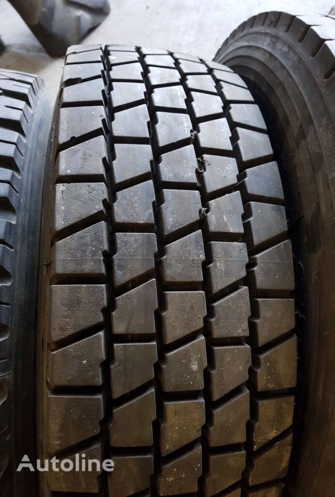 pneu de camionnette R 17,5" Gebrauchtreifen vom Reifengroßhändler
