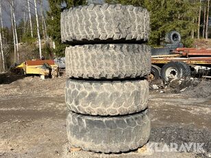 roue Bridgestone Däck på fälg till lastmaskin Bridgestone