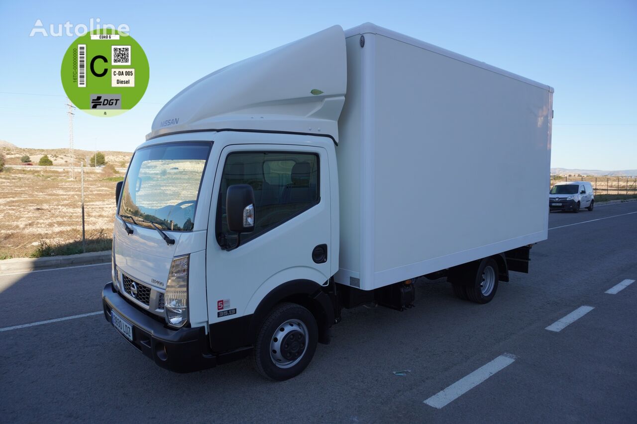 camion fourgon < 3.5t Nissan NT400