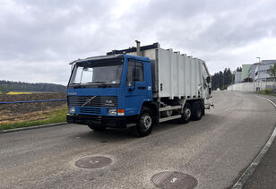 camion poubelle Volvo FL 10